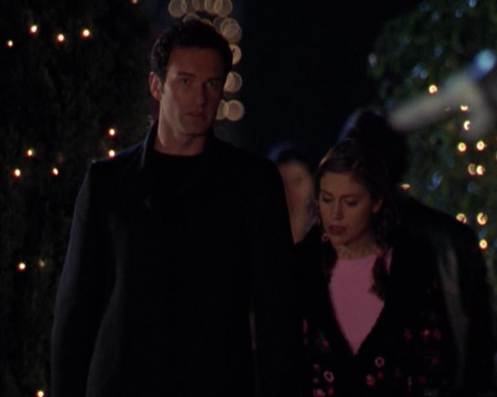 Charmed-Online-dot-319TheDemonWhoCameInFromTheCold0140.jpg