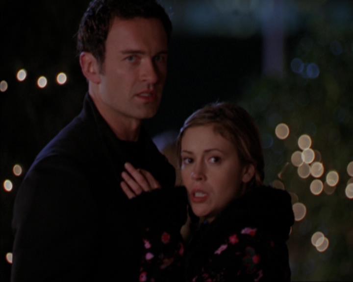 Charmed-Online-dot-319TheDemonWhoCameInFromTheCold0188.jpg Charmed-Online-dot-319TheDemonWhoCameInFromTheCold0188.jpg