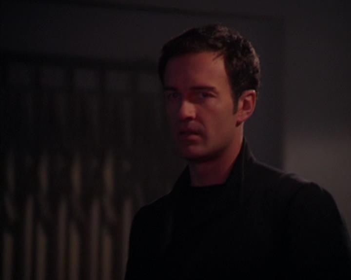Charmed-Online-dot-319TheDemonWhoCameInFromTheCold0208.jpg