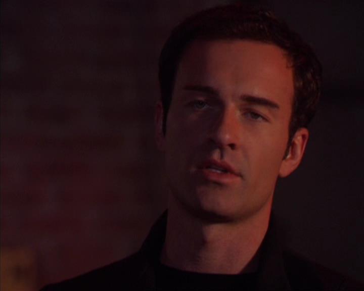 Charmed-Online-dot-319TheDemonWhoCameInFromTheCold0222.jpg