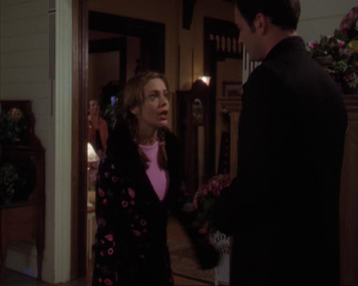 Charmed-Online-dot-319TheDemonWhoCameInFromTheCold0325.jpg