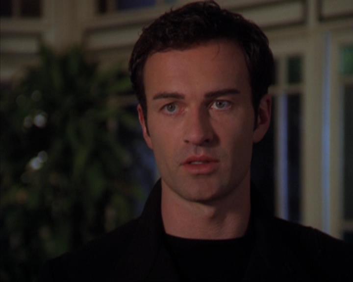 Charmed-Online-dot-319TheDemonWhoCameInFromTheCold0351.jpg