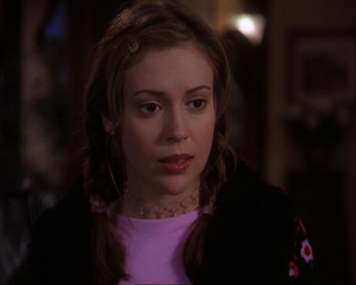 Charmed-Online-dot-319TheDemonWhoCameInFromTheCold0398.jpg