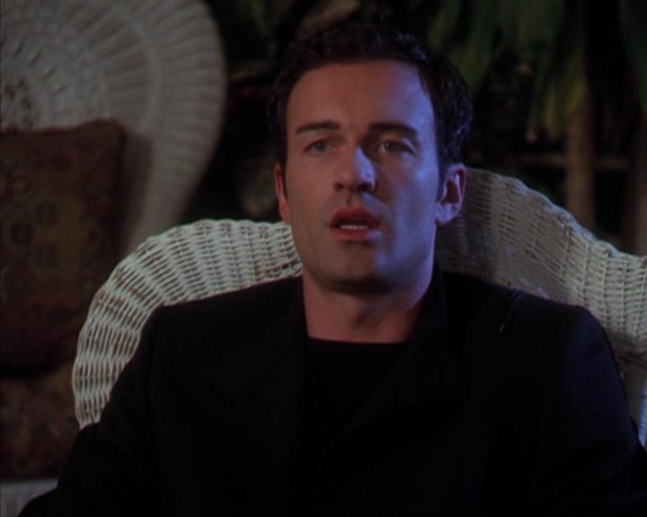 Charmed-Online-dot-319TheDemonWhoCameInFromTheCold0399.jpg
