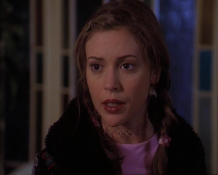 Charmed-Online-dot-319TheDemonWhoCameInFromTheCold0409.jpg