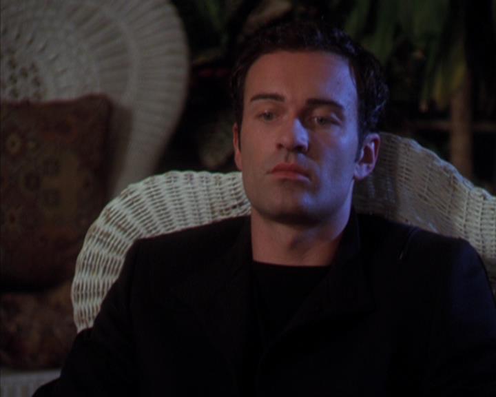 Charmed-Online-dot-319TheDemonWhoCameInFromTheCold0448.jpg