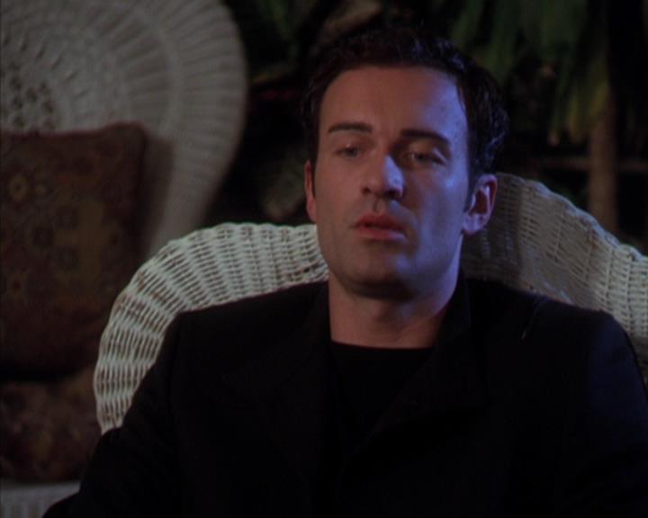 Charmed-Online-dot-319TheDemonWhoCameInFromTheCold0449.jpg Charmed-Online-dot-319TheDemonWhoCameInFromTheCold0449.jpg