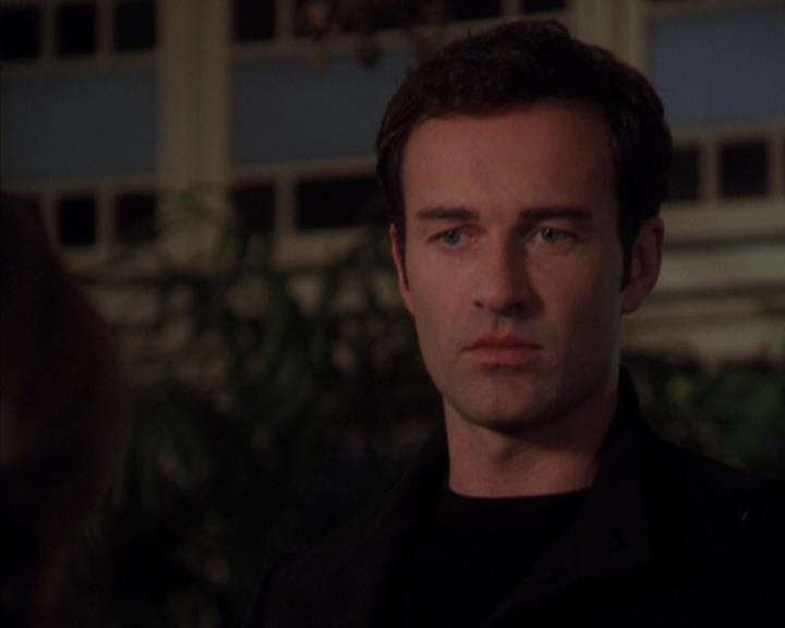 Charmed-Online-dot-319TheDemonWhoCameInFromTheCold0472.jpg