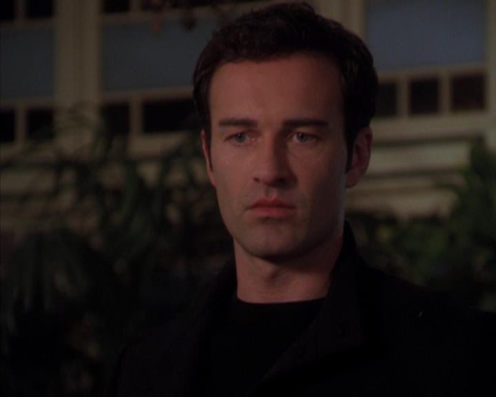 Charmed-Online-dot-319TheDemonWhoCameInFromTheCold0479.jpg