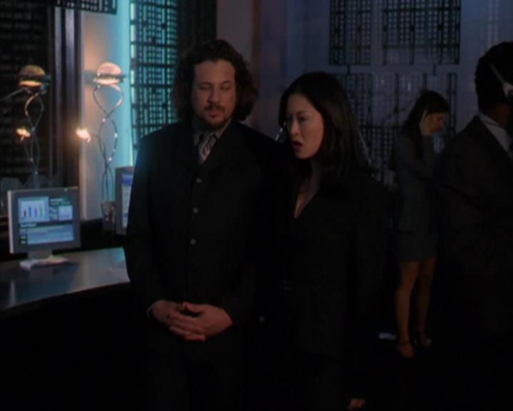 Charmed-Online-dot-319TheDemonWhoCameInFromTheCold0487.jpg