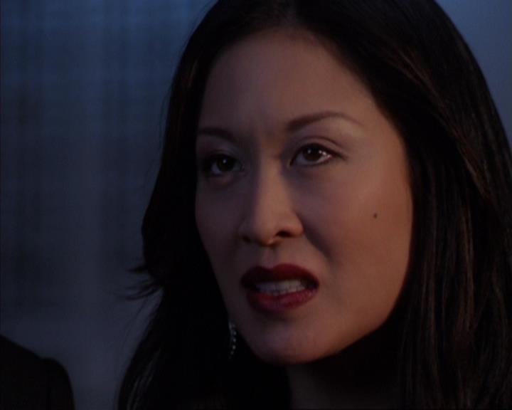 Charmed-Online-dot-319TheDemonWhoCameInFromTheCold0493.jpg