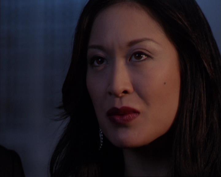 Charmed-Online-dot-319TheDemonWhoCameInFromTheCold0495.jpg