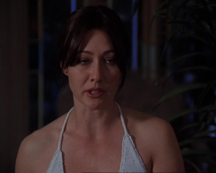 Charmed-Online-dot-319TheDemonWhoCameInFromTheCold0547.jpg