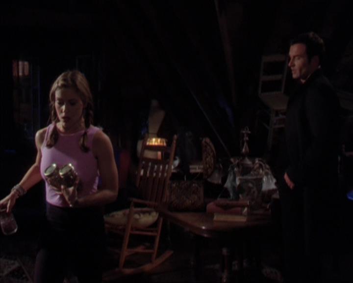 Charmed-Online-dot-319TheDemonWhoCameInFromTheCold0555.jpg