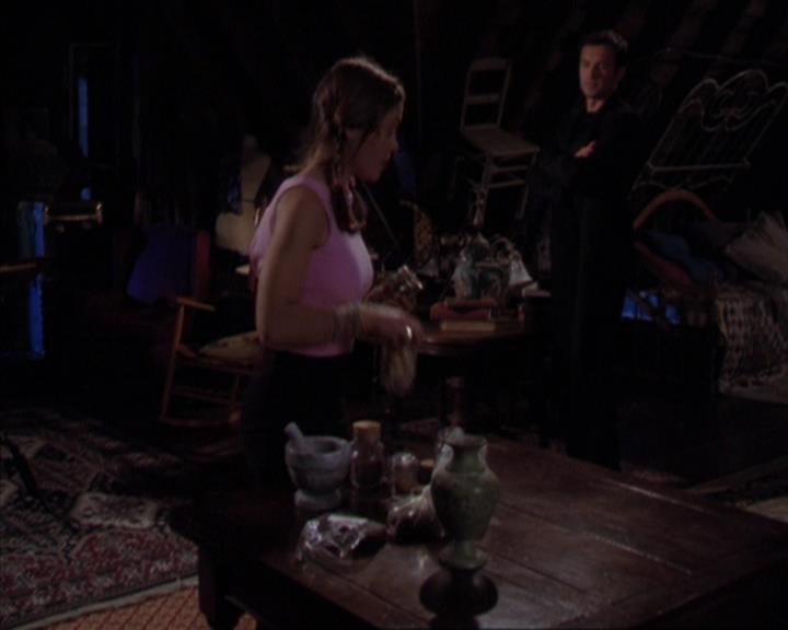 Charmed-Online-dot-319TheDemonWhoCameInFromTheCold0557.jpg