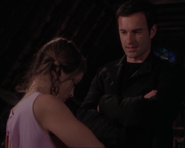 Charmed-Online-dot-319TheDemonWhoCameInFromTheCold0574.jpg