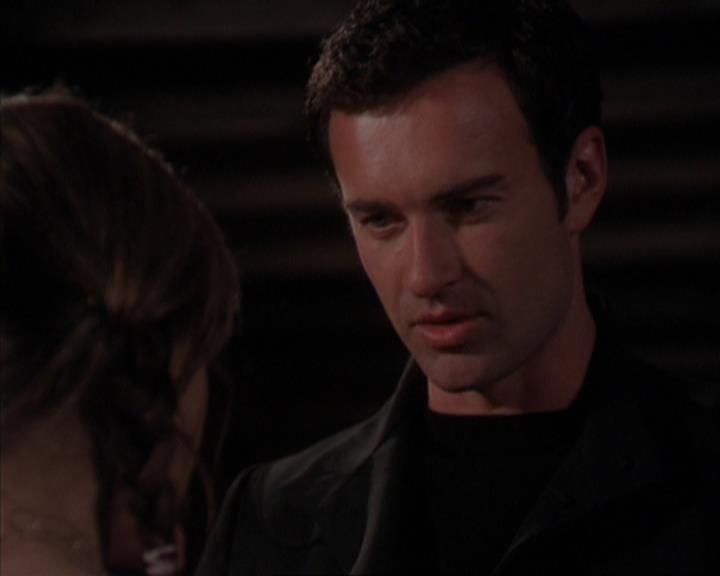 Charmed-Online-dot-319TheDemonWhoCameInFromTheCold0591.jpg