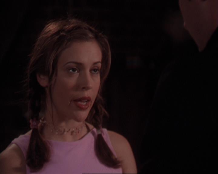 Charmed-Online-dot-319TheDemonWhoCameInFromTheCold0594.jpg Charmed-Online-dot-319TheDemonWhoCameInFromTheCold0594.jpg