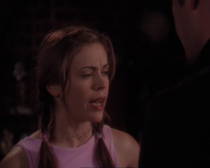 Charmed-Online-dot-319TheDemonWhoCameInFromTheCold0620.jpg