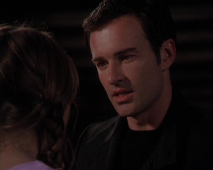 Charmed-Online-dot-319TheDemonWhoCameInFromTheCold0626.jpg Charmed-Online-dot-319TheDemonWhoCameInFromTheCold0626.jpg