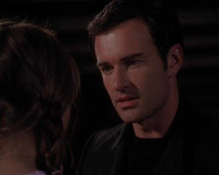 Charmed-Online-dot-319TheDemonWhoCameInFromTheCold0631.jpg