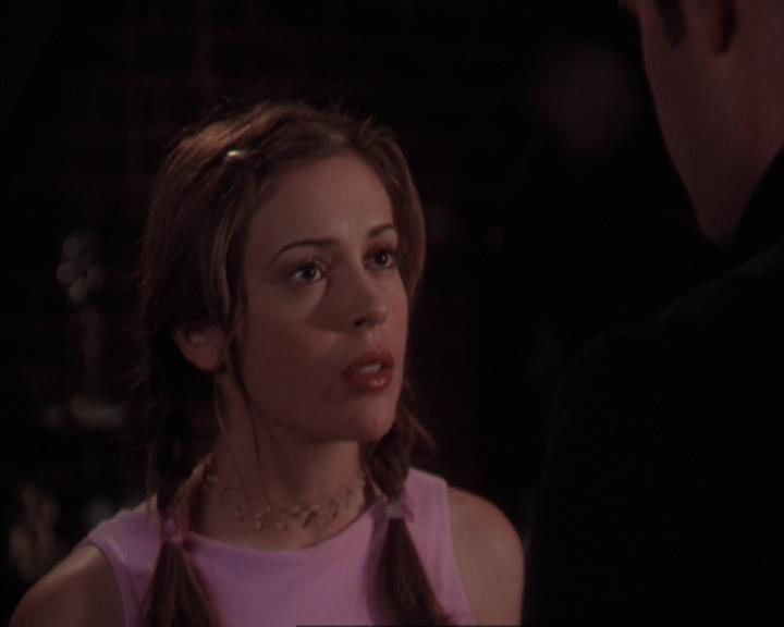Charmed-Online-dot-319TheDemonWhoCameInFromTheCold0634.jpg Charmed-Online-dot-319TheDemonWhoCameInFromTheCold0634.jpg