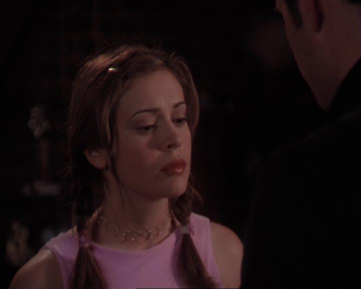 Charmed-Online-dot-319TheDemonWhoCameInFromTheCold0638.jpg