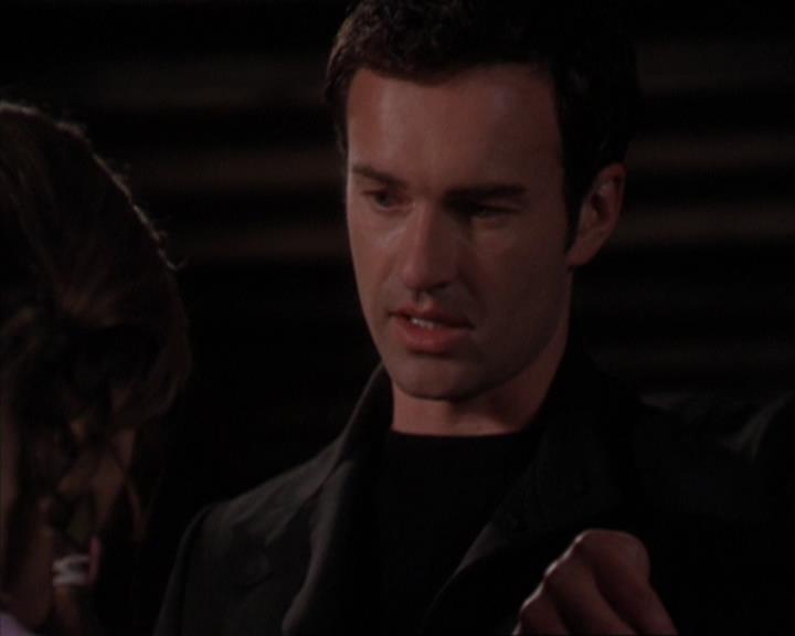 Charmed-Online-dot-319TheDemonWhoCameInFromTheCold0646.jpg