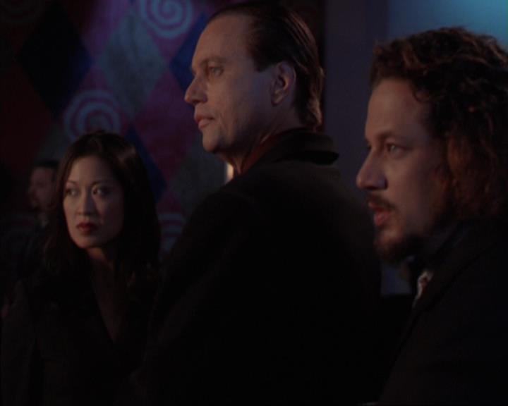 Charmed-Online-dot-319TheDemonWhoCameInFromTheCold0672.jpg