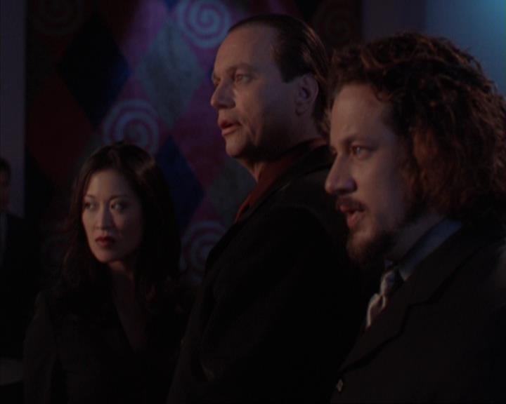 Charmed-Online-dot-319TheDemonWhoCameInFromTheCold0677.jpg