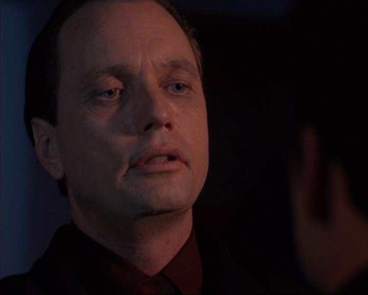 Charmed-Online-dot-319TheDemonWhoCameInFromTheCold0785.jpg