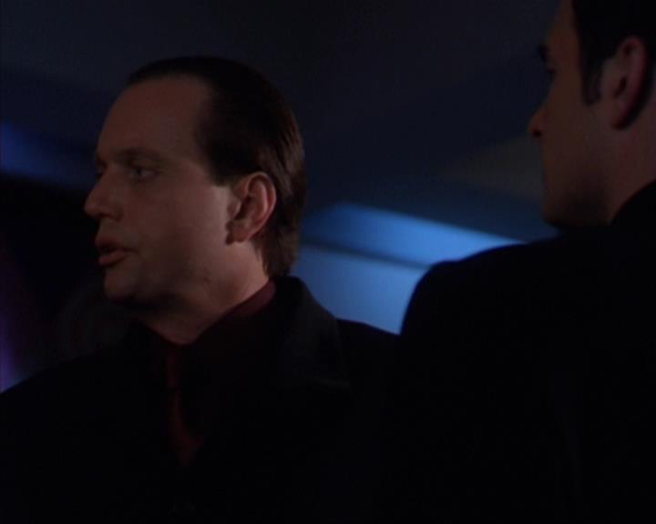 Charmed-Online-dot-319TheDemonWhoCameInFromTheCold0862.jpg