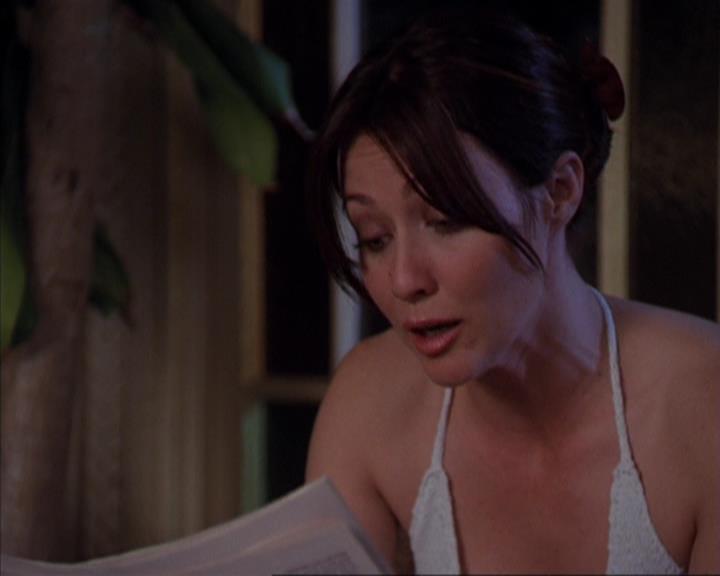 Charmed-Online-dot-319TheDemonWhoCameInFromTheCold0925.jpg