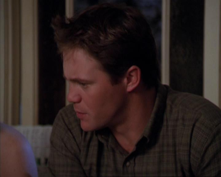 Charmed-Online-dot-319TheDemonWhoCameInFromTheCold0936.jpg