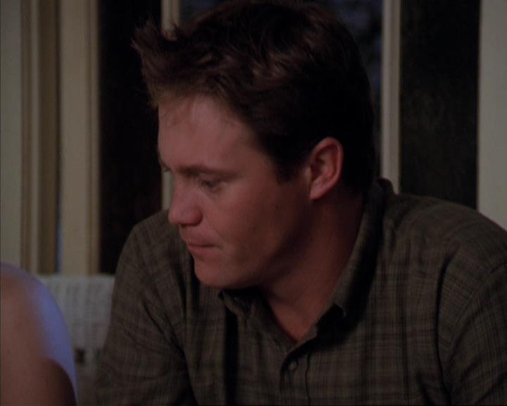 Charmed-Online-dot-319TheDemonWhoCameInFromTheCold0948.jpg