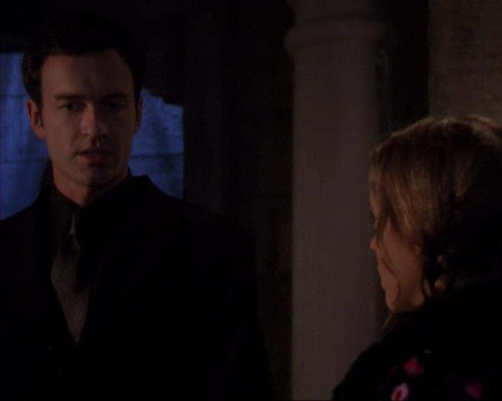 Charmed-Online-dot-319TheDemonWhoCameInFromTheCold0996.jpg