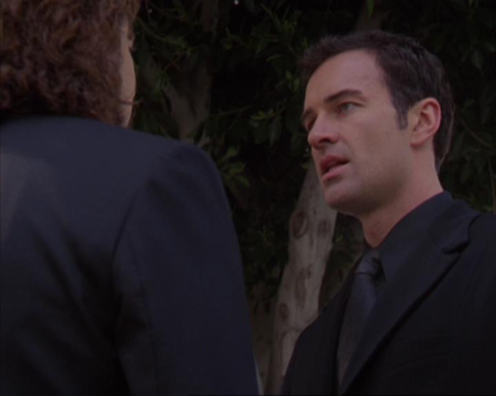 Charmed-Online-dot-319TheDemonWhoCameInFromTheCold1152.jpg