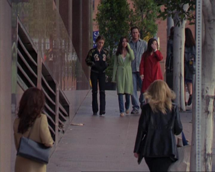 Charmed-Online-dot-319TheDemonWhoCameInFromTheCold1180.jpg