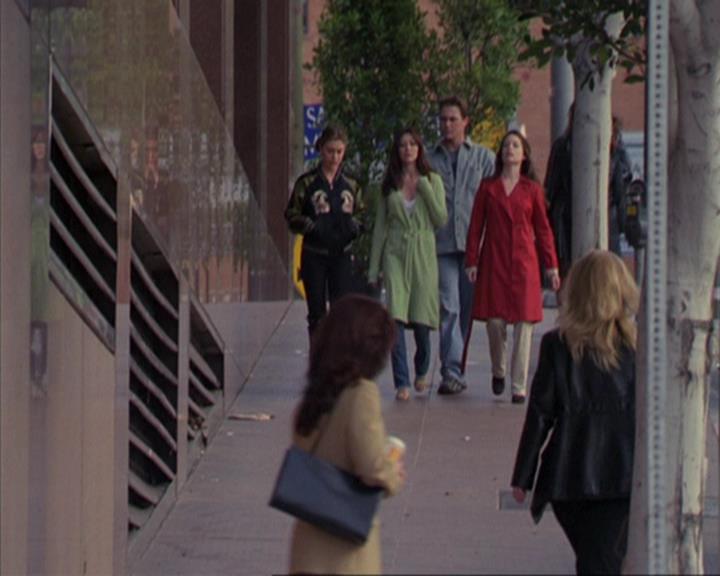 Charmed-Online-dot-319TheDemonWhoCameInFromTheCold1181.jpg
