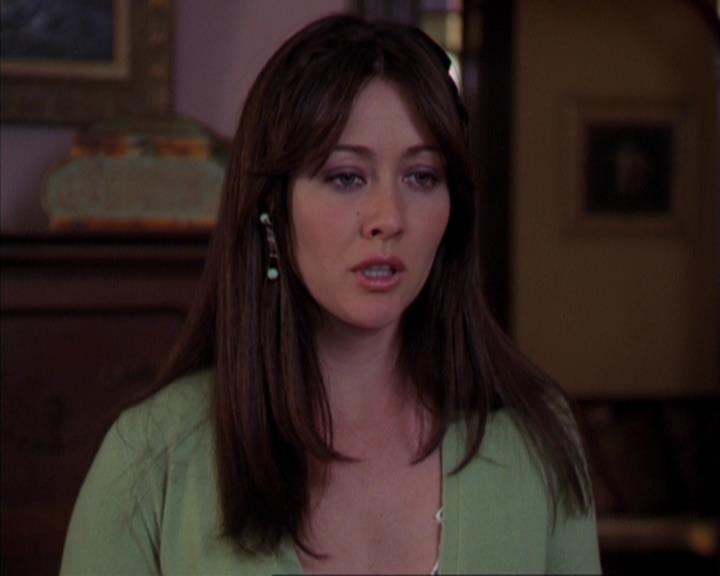 Charmed-Online-dot-319TheDemonWhoCameInFromTheCold1409.jpg