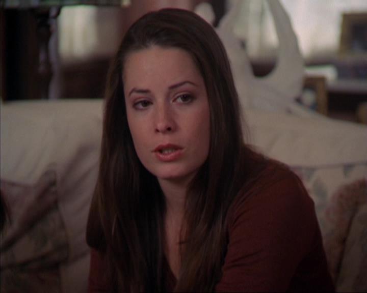 Charmed-Online-dot-319TheDemonWhoCameInFromTheCold1451.jpg