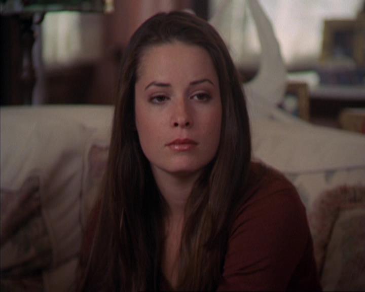 Charmed-Online-dot-319TheDemonWhoCameInFromTheCold1491.jpg