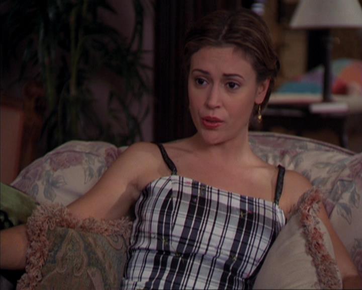 Charmed-Online-dot-319TheDemonWhoCameInFromTheCold1493.jpg Charmed-Online-dot-319TheDemonWhoCameInFromTheCold1493.jpg