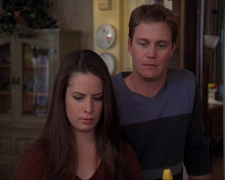 Charmed-Online-dot-319TheDemonWhoCameInFromTheCold1558.jpg