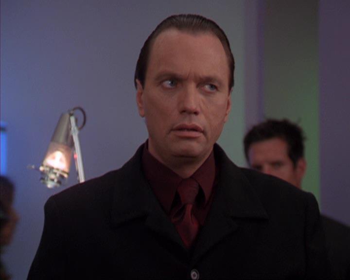 Charmed-Online-dot-319TheDemonWhoCameInFromTheCold1584.jpg