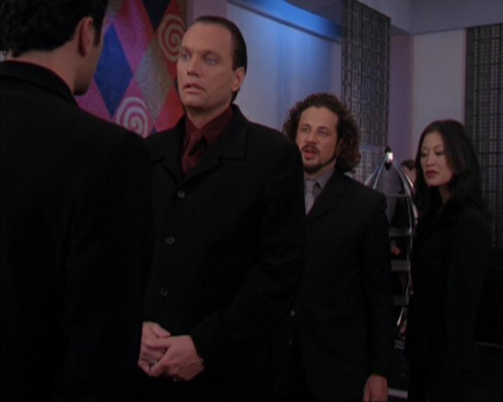 Charmed-Online-dot-319TheDemonWhoCameInFromTheCold1619.jpg