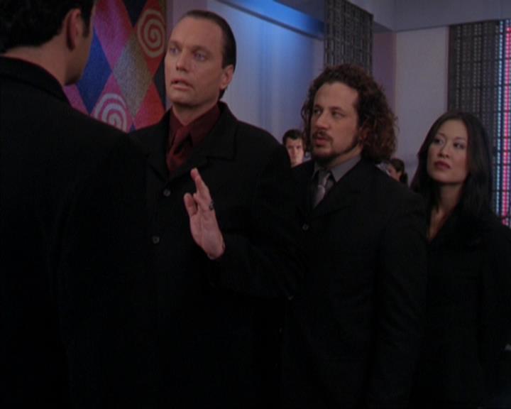 Charmed-Online-dot-319TheDemonWhoCameInFromTheCold1622.jpg