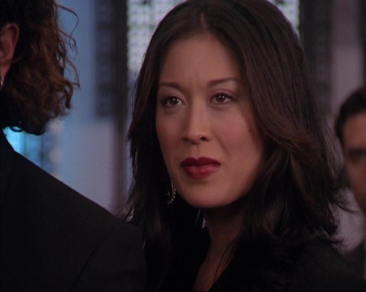 Charmed-Online-dot-319TheDemonWhoCameInFromTheCold1678.jpg