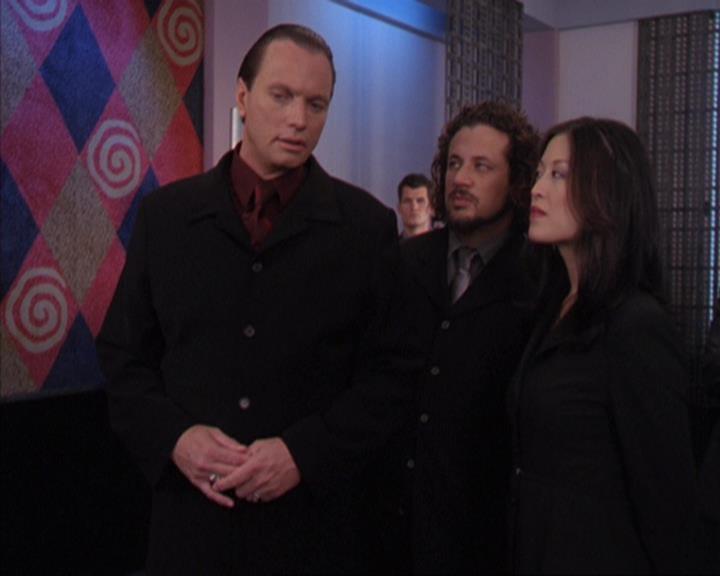 Charmed-Online-dot-319TheDemonWhoCameInFromTheCold1736.jpg