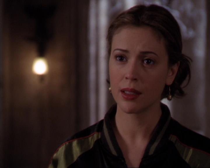 Charmed-Online-dot-319TheDemonWhoCameInFromTheCold1782.jpg